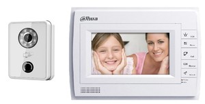 VIDEOPORTERO CON FRENTE DE CALLE IP/ LCD TOUCH DE 7 PULGADAS/ CAMARA 1.3 MEGAPIXELES/ RANURA SD